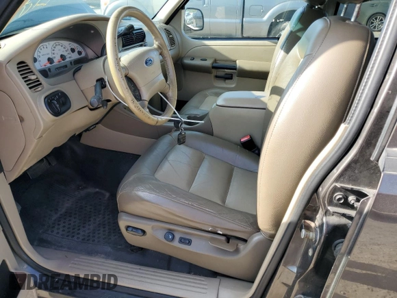 2005 Ford Explorer Sport Trac XLS с VIN 1FMZU77K95UB40300, выставлен на аукционе Copart как лот 59983005 с пробегом Не указан миль и Чистый • Clean title. История ставок и продаж доступна на DreamBid. Изображение 7.