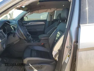 2022 Volkswagen Atlas SEL Premium R-Line с VIN 1V2FR2CA1NC517537, выставлен на аукционе Copart как лот 49682925 с пробегом 34 391 миль миль и Списание • Salvage title. История ставок и продаж доступна на DreamBid. Изображение 7.