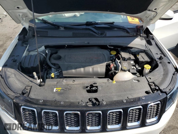 2018 Jeep Compass Altitude z VIN 3C4NJDBB0JT291161, wystawiony jako Copart lot #61835695 z przebiegiem Nie podano mil oraz Szkoda całkowita • Salvage title. Historia ofert i sprzedaży dostępna na DreamBid. Obrazek 12.