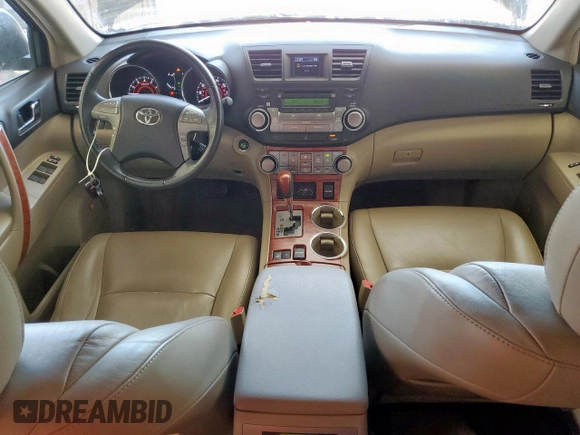 2010 Toyota Highlander Limited with VIN 5TDDK3EH9AS021214, listed as a Copart auction lot 61282395 with 144,047 mi miles and Clean title. Bid and sale history available at DreamBid. Image 8.