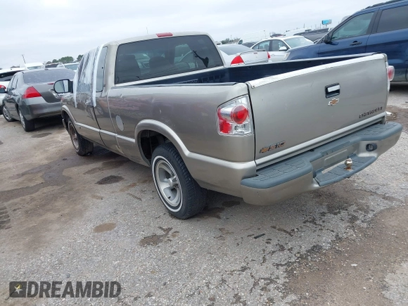 1999 Chevrolet S-10 LS with VIN 1GCCS19X0XK146913, listed as a IAAI auction lot 41610660 with 257,660 mi miles. Bid and sale history available at carsss.com. Image 3.