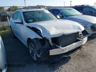 2018 BMW 3 Series 330i xDrive with VIN WBA8Z9C5XJG828406, listed as a IAAI auction lot 41236150 with 36,815 mi miles. Bid and sale history available at carsss.com. Image 1.