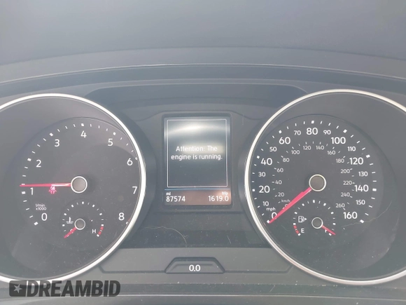2018 Volkswagen Tiguan SEL with VIN 3VV3B7AX6JM054849, listed as a IAAI auction lot 42303112 with 87,574 mi miles and . Bid and sale history available at DreamBid. Image 7.