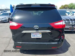 2017 Toyota Sienna XLE Auto Access Seat with VIN 5TDYZ3DC6HS850223, listed as a IAAI auction lot 41958525 with 46,261 mi miles and . Bid and sale history available at DreamBid. Image 17.