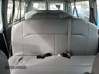 2014 Ford Econoline Passenger XL z VIN 1FBNE3BL2EDA36664, wystawiony jako Copart lot #42815355 z przebiegiem 108 207 mil mil oraz Szkoda całkowita • Salvage title. Historia ofert i sprzedaży dostępna na DreamBid. Obrazek 10.