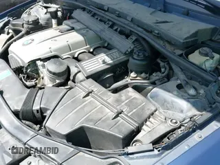 2006 BMW 3 Series 325i с VIN WBAVB13546KX62366, выставлен на аукционе IAAI как лот 42705477 с пробегом 136 546 миль миль и . История ставок и продаж доступна на DreamBid. Изображение 19.