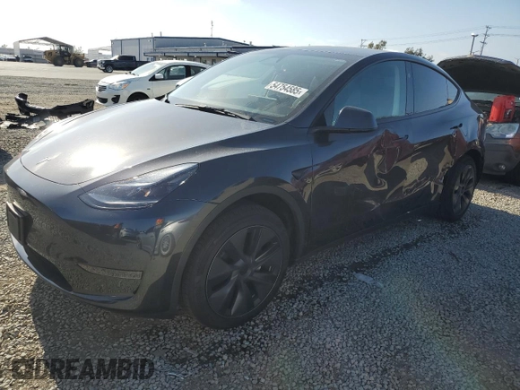 2024 Tesla Model Y z VIN 7SAYGDED2RF114150, wystawiony jako Copart lot #54754585 z przebiegiem 7 924 mil mil oraz Szkoda całkowita • Salvage title. Historia ofert i sprzedaży dostępna na DreamBid. Obrazek 1.