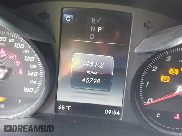 2019 Mercedes-Benz GLC 300 с VIN WDC0G4KB8KV193158, выставлен на аукционе IAAI как лот 42467565 с пробегом 45 798 миль миль и . История ставок и продаж доступна на DreamBid. Изображение 7.