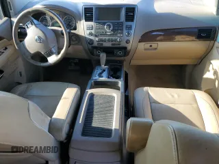 2011 Nissan Armada Platinum z VIN 5N1AA0NC2BN620032, wystawiony jako Copart lot #52098665 z przebiegiem Nie podano mil oraz Szkoda całkowita • Salvage title. Historia ofert i sprzedaży dostępna na DreamBid. Obrazek 8.