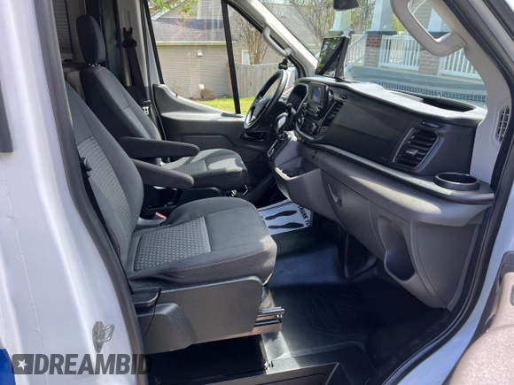 2020 Ford Transit with VIN 1FDWU8PG4LKA26945, listed as a Copart auction lot 57651985 with 9,378 mi miles and Clean title. Bid and sale history available at DreamBid. Image 5.