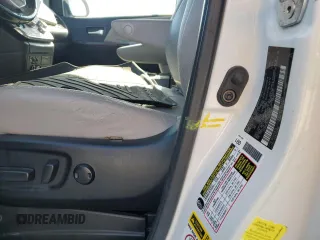 2017 Toyota Sienna XLE Auto Access Seat with VIN 5TDYZ3DC7HS810930, listed as a Copart auction lot 51924515 with 184,345 mi miles and Salvage title. Bid and sale history available at DreamBid. Image 13.