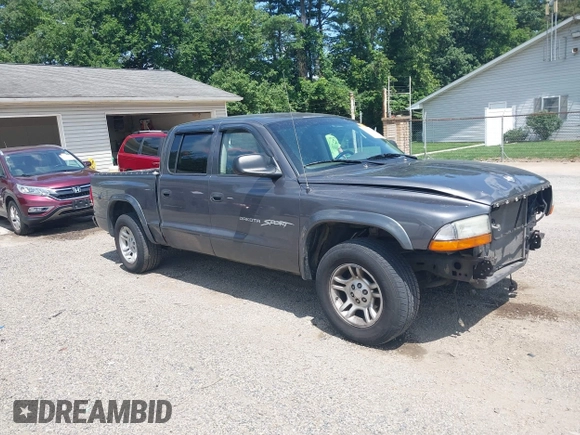 2001 Dodge Dakota with VIN 1B7HL2AX01S338909, listed as a IAAI auction lot 42639655 with 111,858 mi miles and . Bid and sale history available at DreamBid. Image 1.