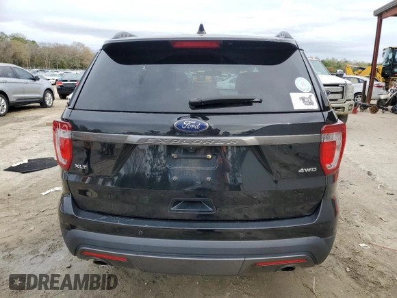 2017 Ford Explorer XLT with VIN 1FM5K8D88HGD20051, listed as a Copart auction lot 52069405 with 114,931 mi miles and Salvage Title. Bid and sale history available at DreamBid. Image 6.