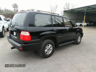 2000 Lexus LX 470 with VIN JT6HT00W8Y0100087, listed as a IAAI auction lot 41762294 with 274,720 mi miles and . Bid and sale history available at carsss.com. Image 4.
