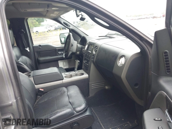 2006 Ford F-150 XLT с VIN 1FTPW14536KB60959, выставлен на аукционе IAAI как лот 42785824 с пробегом Не указан миль и . История ставок и продаж доступна на DreamBid. Изображение 5.