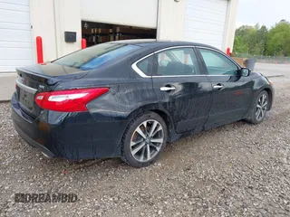 2016 Nissan Altima S z VIN 1N4AL3AP4GC122304, wystawiony jako IAAI lot #42033250 z przebiegiem 95 964 mil mil oraz . Historia ofert i sprzedaży dostępna na DreamBid. Obrazek 4.
