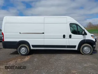2025 Ram ProMaster Cargo Tradesman with VIN 3C6MRVJG3SE504821, listed as a IAAI auction lot 42150693 with 10,828 mi miles and . Bid and sale history available at DreamBid. Image 14.