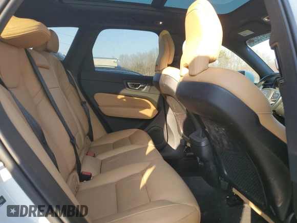 2020 Volvo XC60 Momentum с VIN YV4102RK3L1582224, выставлен на аукционе Copart как лот 46915295 с пробегом 83 260 миль миль и Списание • Salvage title. История ставок и продаж доступна на DreamBid. Изображение 11.