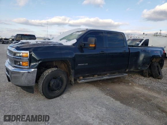 2019 Chevrolet Silverado 3500HD Work Truck z VIN 1GC4KVCY7KF140654, wystawiony jako Copart lot #41567975 z przebiegiem 126 180 mil mil oraz Szkoda całkowita • Salvage title. Historia ofert i sprzedaży dostępna na DreamBid. Obrazek 1.