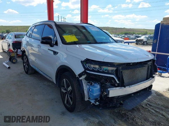 2022 Kia Sorento S with VIN 5XYRL4LC5NG150859, listed as a IAAI auction lot 41648364 with 57,911 mi miles. Bid and sale history available at carsss.com. Image 1.