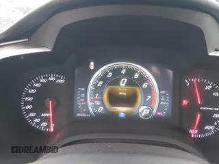 2016 Chevrolet Corvette Z51 3LT z VIN 1G1YM2D74G5116883, wystawiony jako IAAI lot #42160585 z przebiegiem 25 939 mil mil oraz . Historia ofert i sprzedaży dostępna na DreamBid. Obrazek 16.