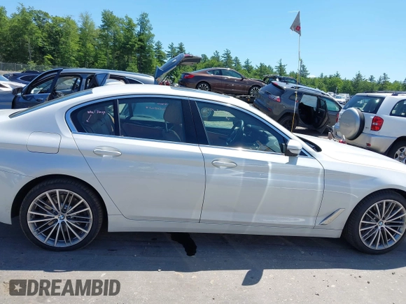 2020 BMW 5 Series 540i xDrive с VIN WBAJS3C07LCE31112, выставлен на аукционе IAAI как лот 42547409 с пробегом 42 093 миль миль и . История ставок и продаж доступна на DreamBid. Изображение 13.