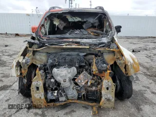 2015 Jeep Renegade Latitude z VIN ZACCJBBT3FPC21804, wystawiony jako Copart lot #44161075 z przebiegiem Nie podano mil oraz Szkoda całkowita • Salvage title. Historia ofert i sprzedaży dostępna na DreamBid. Obrazek 5.