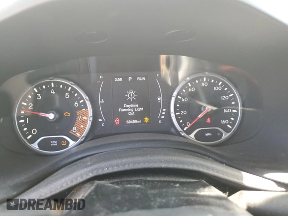 2020 Jeep Renegade Latitude with VIN ZACNJABB9LPL09209, listed as a Copart auction lot 58385545 with 69,459 mi miles and Salvage title. Bid and sale history available at DreamBid. Image 9.