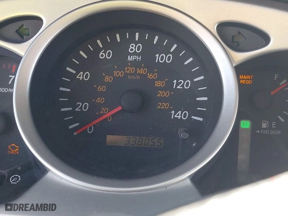 2004 Toyota Highlander with VIN JTEDP21A040012490, listed as a IAAI auction lot 41626841 with 338,055 mi miles. Bid and sale history available at carsss.com. Image 7.