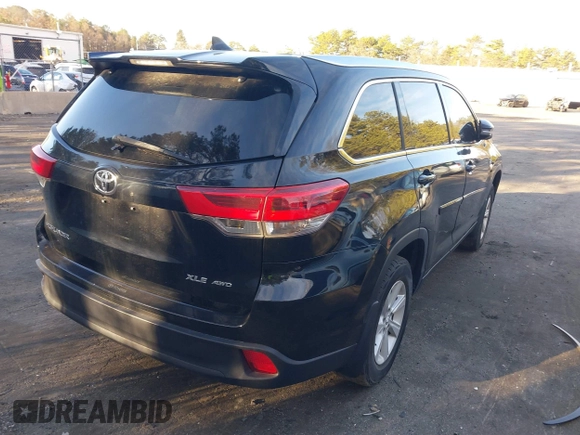 2019 Toyota Highlander SE z VIN 5TDJZRFH9KS598021, wystawiony jako IAAI lot #41764561 z przebiegiem 73 835 mil mil oraz . Historia ofert i sprzedaży dostępna na DreamBid. Obrazek 4.