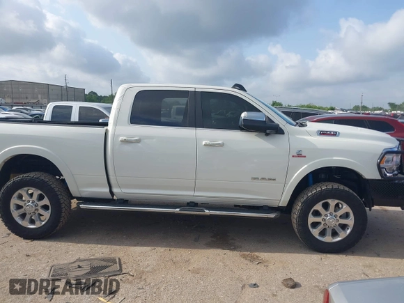 2022 Ram 2500 Laramie with VIN 3C6UR5FL3NG310109, listed as a IAAI auction lot 42169544 with 88,817 mi miles. Bid and sale history available at carsss.com. Image 13.