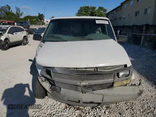 2005 Chevrolet Astro Cargo Van with VIN 1GCDM19X95B120533, listed as a Copart auction lot 45534685 with 385,652 mi miles and Salvage Title. Bid and sale history available at carsss.com. Image 5.