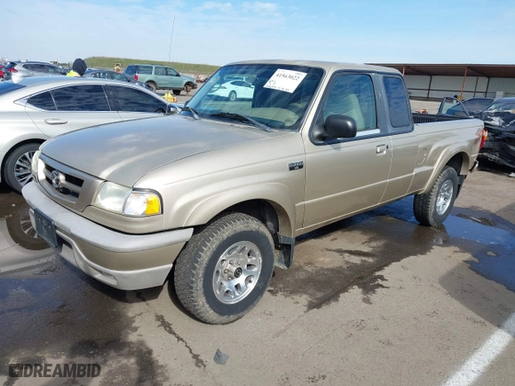 2002 Mazda B-Series 2WD Truck DS with VIN 4F4YR16U52TM18118, listed as a IAAI auction lot 41563022 with 126,136 mi miles. Bid and sale history available at carsss.com. Image 17.