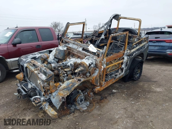 1988 Land Rover Defender with VIN SALLDVAB7EA351799, listed as a IAAI auction lot 41538847 with Not provided miles and . Bid and sale history available at DreamBid. Image 2.