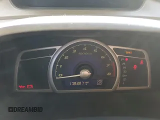 2008 Honda Civic LX с VIN 1HGFA16538L015586, выставлен на аукционе Copart как лот 45125335 с пробегом 178 387 миль миль и Чистый • Clean title. История ставок и продаж доступна на DreamBid. Изображение 9.
