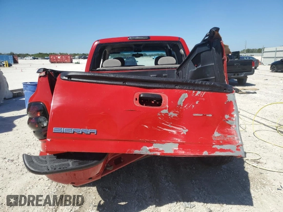 2000 GMC New Sierra 1500 SL with VIN 2GTEC19V3Y1237647, listed as a Copart auction lot 47478435 with 218,258 mi miles and Salvage Title. Bid and sale history available at carsss.com. Image 6.