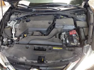 2017 Nissan Altima SV z VIN 1N4AL3AP6HC271962, wystawiony jako IAAI lot #41959995 z przebiegiem 87 157 mil mil oraz . Historia ofert i sprzedaży dostępna na DreamBid. Obrazek 10.