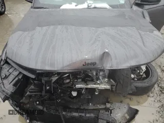 2023 Jeep Grand Cherokee Laredo z VIN 1C4RJKAG4P8738939, wystawiony jako Copart lot #45289505 z przebiegiem Nie podano mil oraz Szkoda całkowita • Salvage title. Historia ofert i sprzedaży dostępna na DreamBid. Obrazek 12.