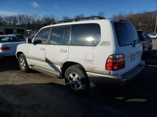 2000 Toyota Land Cruiser with VIN JT3HT05J6Y0103662, listed as a Copart auction lot 43478285 with 231,800 mi miles and Clean Title. Bid and sale history available at carsss.com. Image 2.