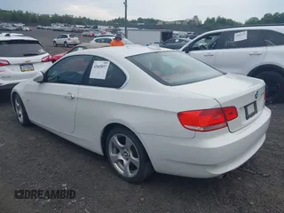 2007 BMW 3 Series 328xi z VIN WBAWC33597PD07016, wystawiony jako IAAI lot #42665037 z przebiegiem 147 900 mil mil oraz . Historia ofert i sprzedaży dostępna na DreamBid. Obrazek 3.