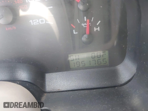 2007 Ford F-150 STX with VIN 1FTRX12W77KA79031, listed as a IAAI auction lot 42674618 with 195,176 mi miles and . Bid and sale history available at DreamBid. Image 7.