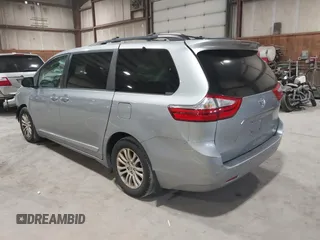 2016 Toyota Sienna XLE with VIN 5TDYK3DC7GS748075, listed as a IAAI auction lot 41795318 with 153,913 mi miles. Bid and sale history available at carsss.com. Image 3.