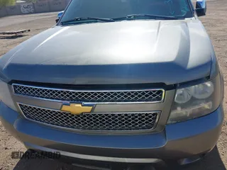 2007 Chevrolet Tahoe LTZ with VIN 1GNFK13037J331012, listed as a IAAI auction lot 42122457 with 111,130 mi miles and . Bid and sale history available at DreamBid. Image 6.