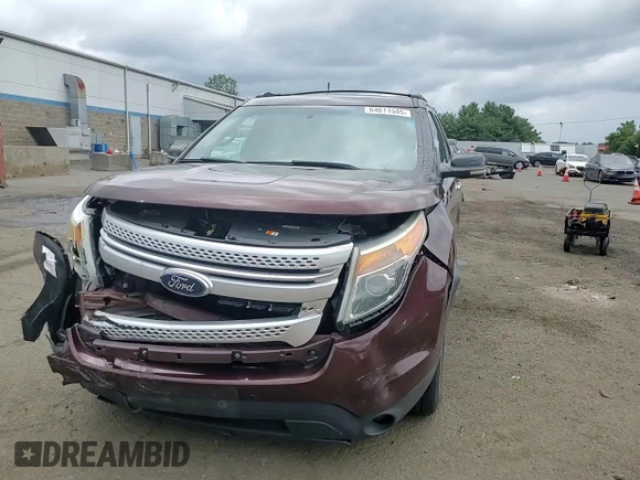 2012 Ford Explorer XLT с VIN 1FMHK8D83CGA89811, выставлен на аукционе Copart как лот 64611545 с пробегом 205 232 миль миль и Списание • Salvage title. История ставок и продаж доступна на DreamBid. Изображение 14.