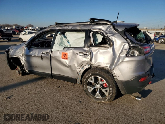 2017 Jeep Cherokee Trailhawk L Plus with VIN 1C4PJMBS3HD218441, listed as a Copart auction lot 42836285 with 122,242 mi miles and Salvage Title. Bid and sale history available at carsss.com. Image 2.