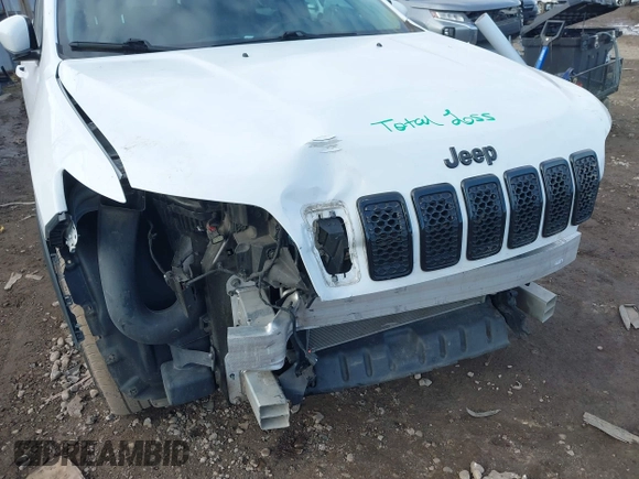 2020 Jeep Cherokee Altitude with VIN 1C4PJMLX0LD501883, listed as a IAAI auction lot 41141170 with 134,071 mi miles. Bid and sale history available at carsss.com. Image 6.
