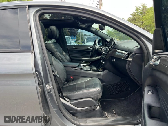2019 Mercedes-Benz GLE 43 AMG with VIN 4JGED6EB7KA140515, listed as a Copart auction lot 63712345 with 111,130 mi miles and Clean title. Bid and sale history available at DreamBid. Image 5.