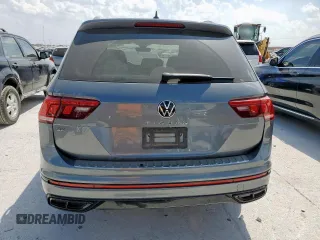 2022 Volkswagen Tiguan SE R-Line Black with VIN 3VVCB7AX6NM065002, listed as a Copart auction lot 50376425 with 30,408 mi miles and Salvage Title. Bid and sale history available at DreamBid. Image 6.