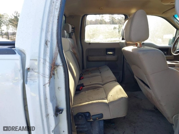 2008 Ford F-150 XLT with VIN 1FTPW12V58FA01049, listed as a IAAI auction lot 41725923 with 354,463 mi miles. Bid and sale history available at carsss.com. Image 8.