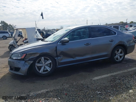 2012 Volkswagen Passat SE with VIN 1VWBP7A35CC024137, listed as a IAAI auction lot 41572782 with 138,827 mi miles. Bid and sale history available at carsss.com. Image 6.